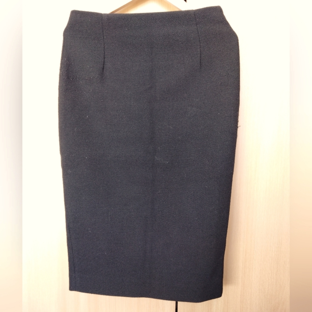 Massimo Dutti Women's Black Textured Wool Pencil Skirt Size 4 Pre-owned